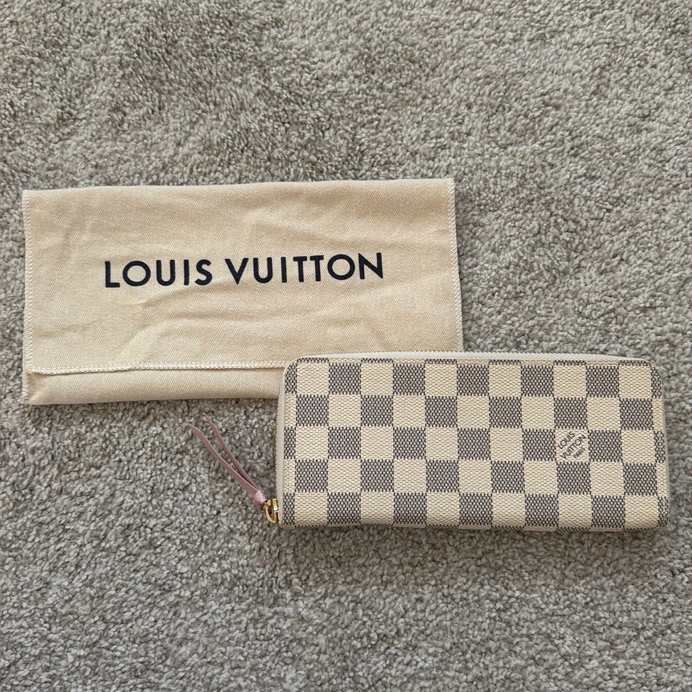 Authentic Louis Vuitton Clemence Wallet